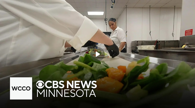 st-paul-culinary-students-get-rare-look-behind-kitchen-doors